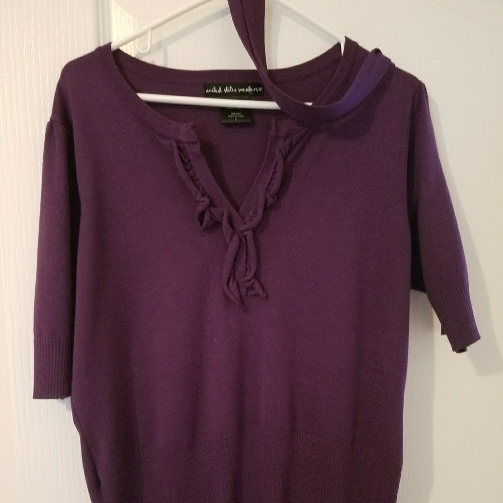 Cotton blouse with ruffles and belt